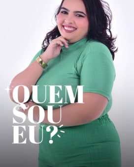 Post Quem sou eu, com retrato de Victoria sorrindo com a mão no queixo e o título em letras brancas